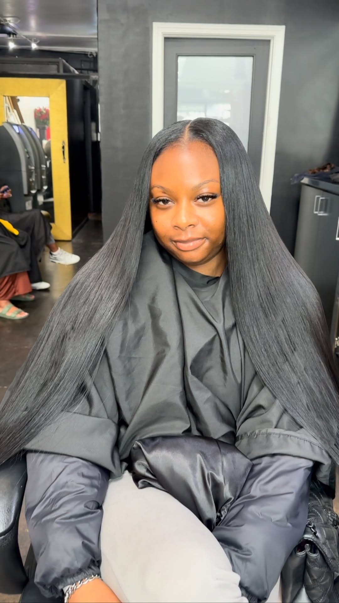 Post 8 by LA Hairstylist on Instagram (video)