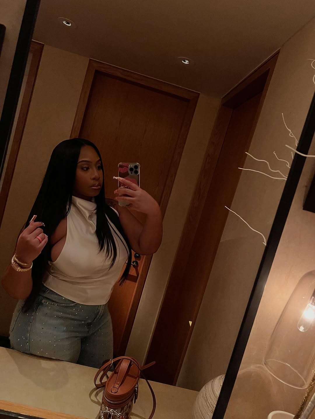 Post 1 by Q U E E N  R 👑 on Instagram (carousel)