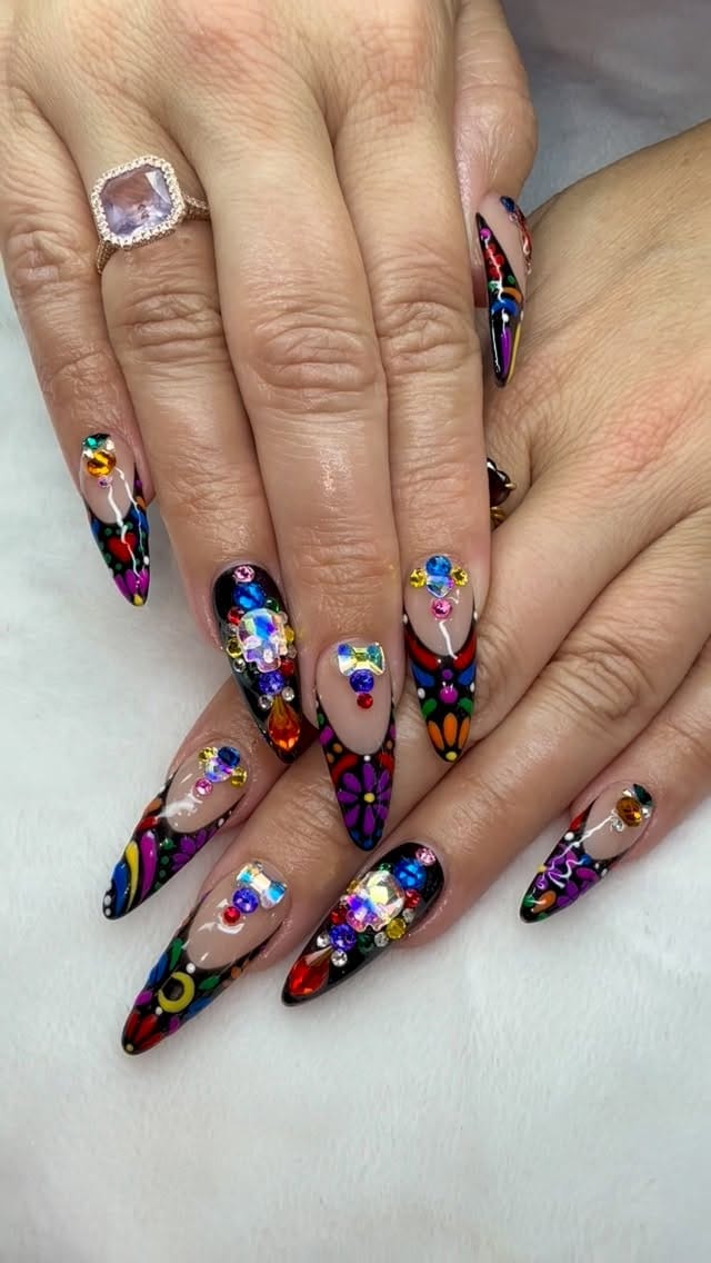 Post 4 by Houston Gel-X Nail Tech on Instagram (video)
