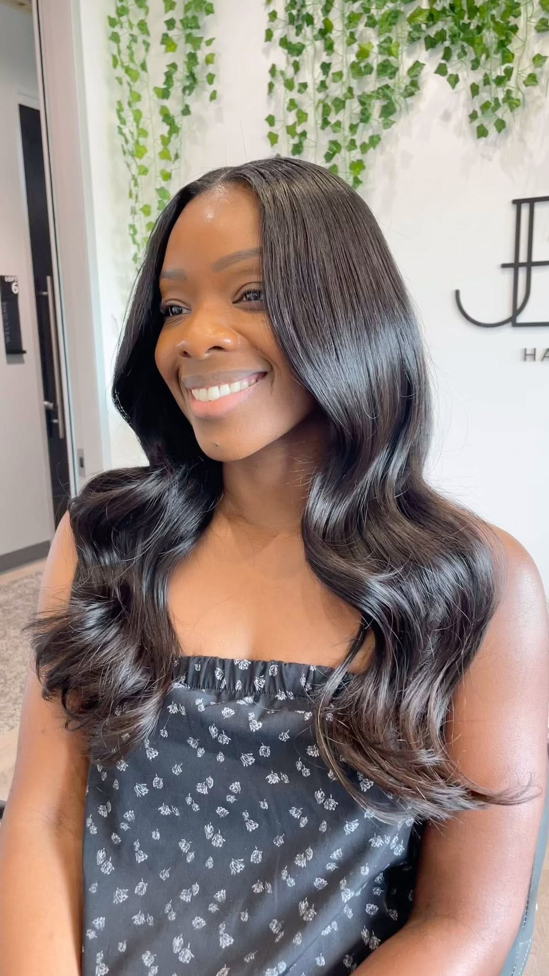 Post 6 by Houston Hairstylist on Instagram (video)