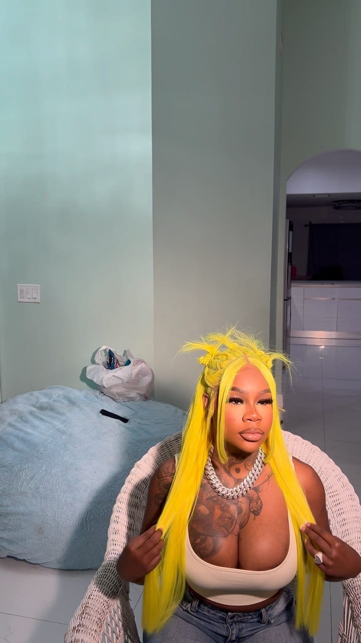 Post 10 by Atlanta Beautician 🌻 on Instagram (video)