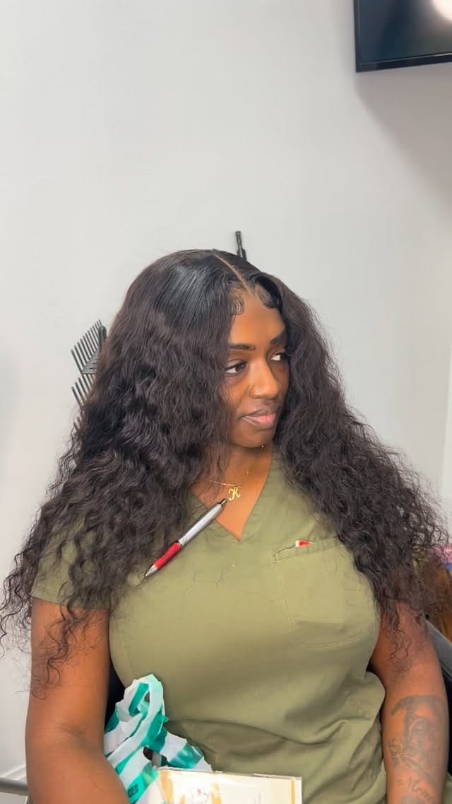 Post 3 by READY TO WEAR WIGS✨ on Instagram (video)