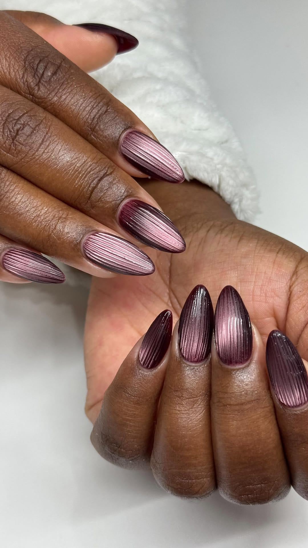 Post 3 by The little NAIL KITCHEN on Instagram (video)