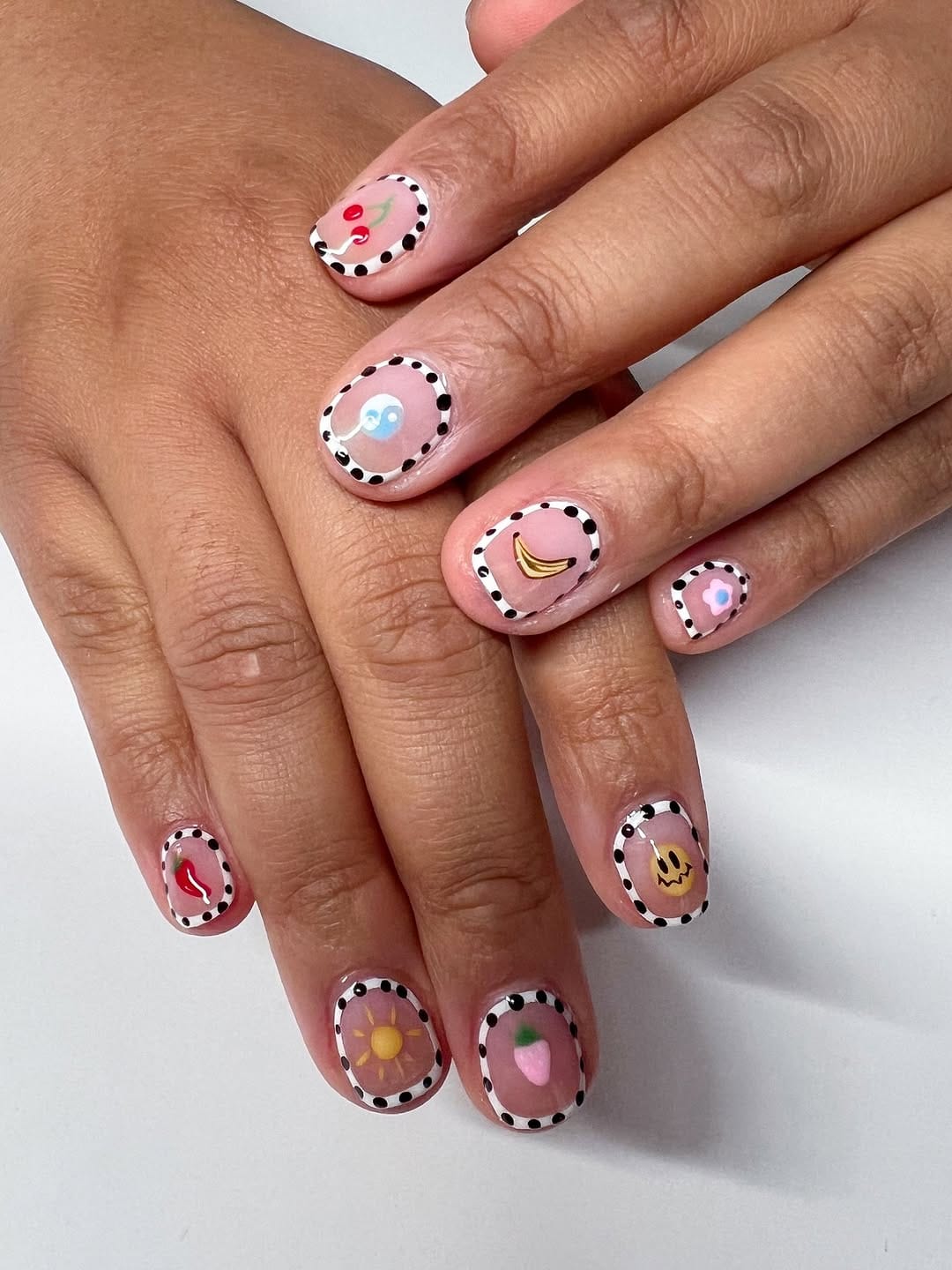 Post 5 by The little NAIL KITCHEN on Instagram (image)