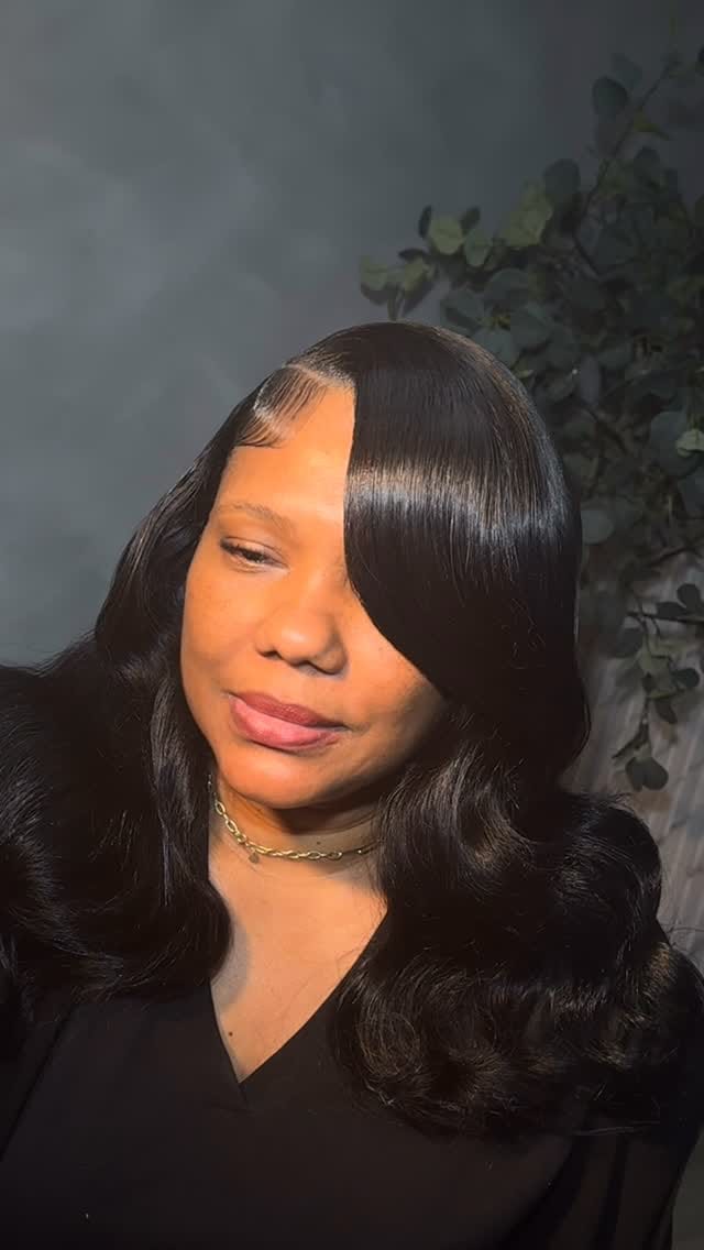 Post 10 by THEDOLLSHAIR CO on Instagram (video)
