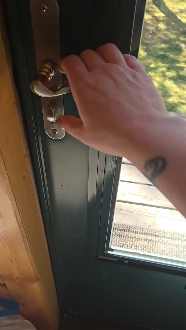 Post 1 by Jen MacDonald ( Snow ) on Instagram (video)