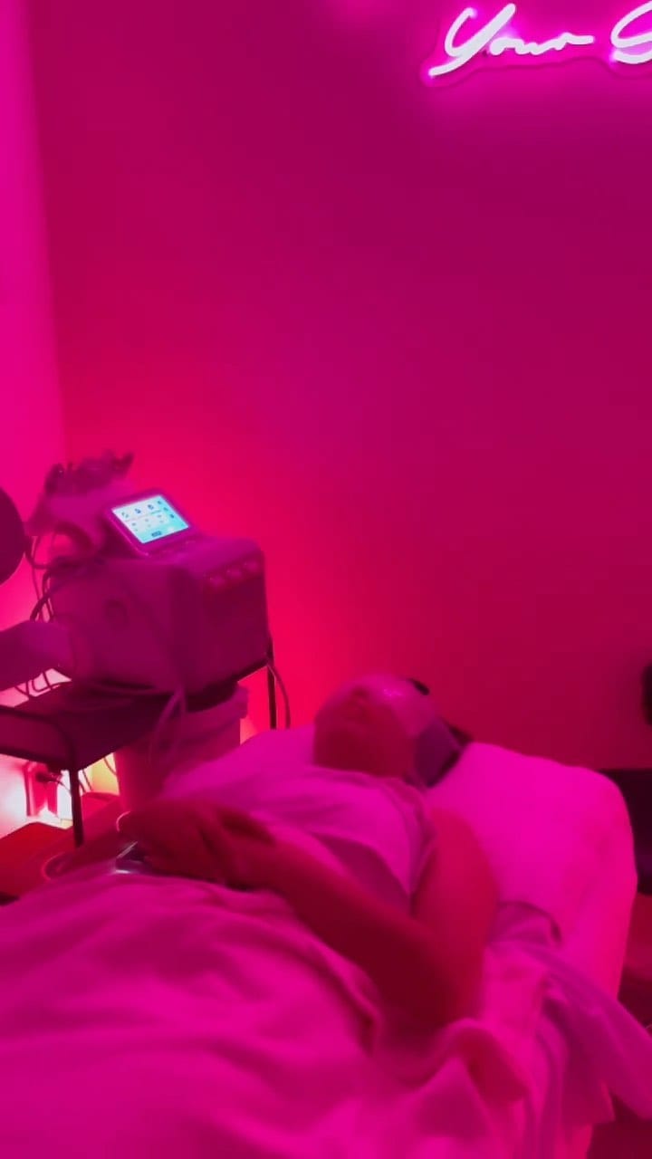 Post 9 by Fatima Salihi on Instagram (video)