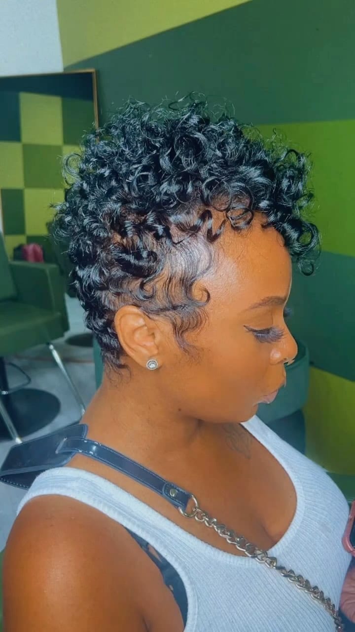 Post 10 by Rekeya on Instagram (video)