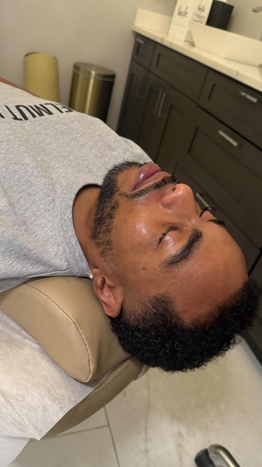 Post 4 by Dana Marie | Chicago All-Inclusive Aesthetician on Instagram (video)