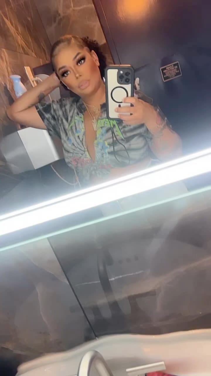 Post 10 by Atlanta MUA on Instagram (video)