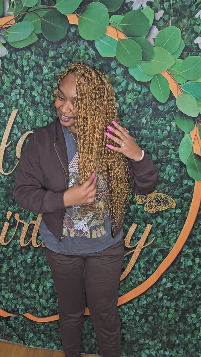Post 4 by dianabeauty on Instagram (video)