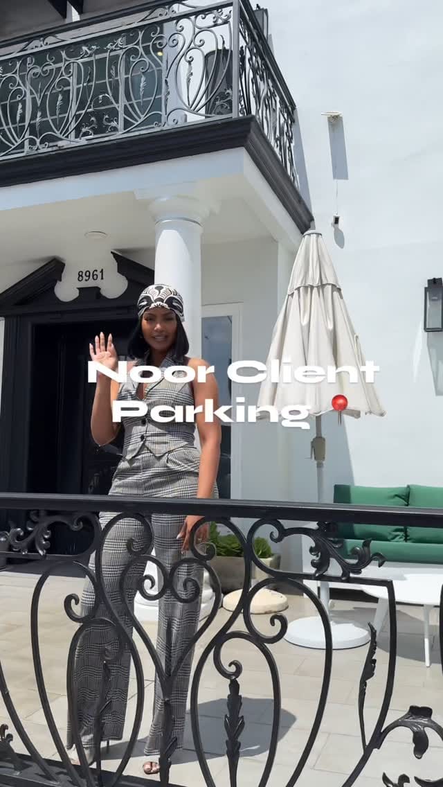 Post 10 by Los Angeles Nail Salon on Instagram (video)