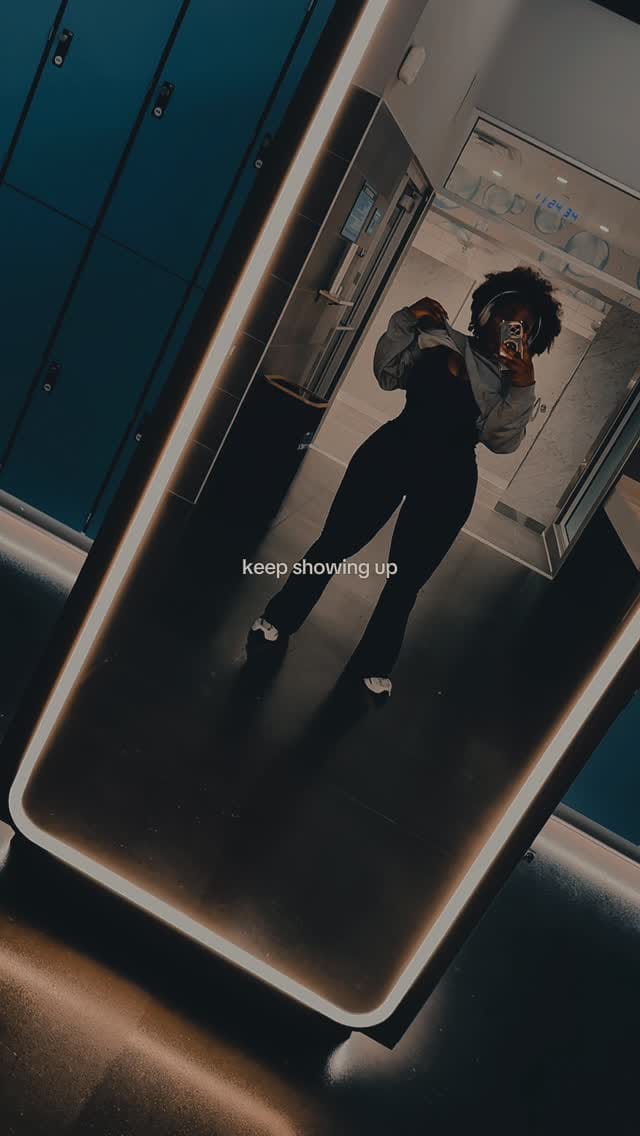 Post 4 by Sharlet E on Instagram (video)