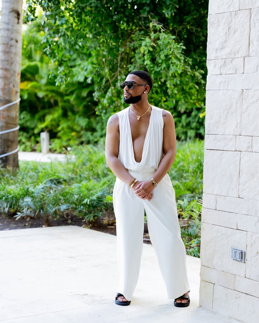 Post 8 by StylesbyJuwan on Instagram (image)