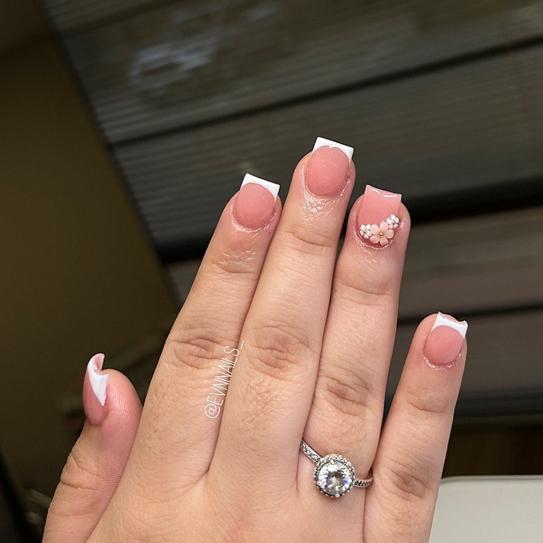 Post 10 by EVNAILS LLC on Instagram (image)