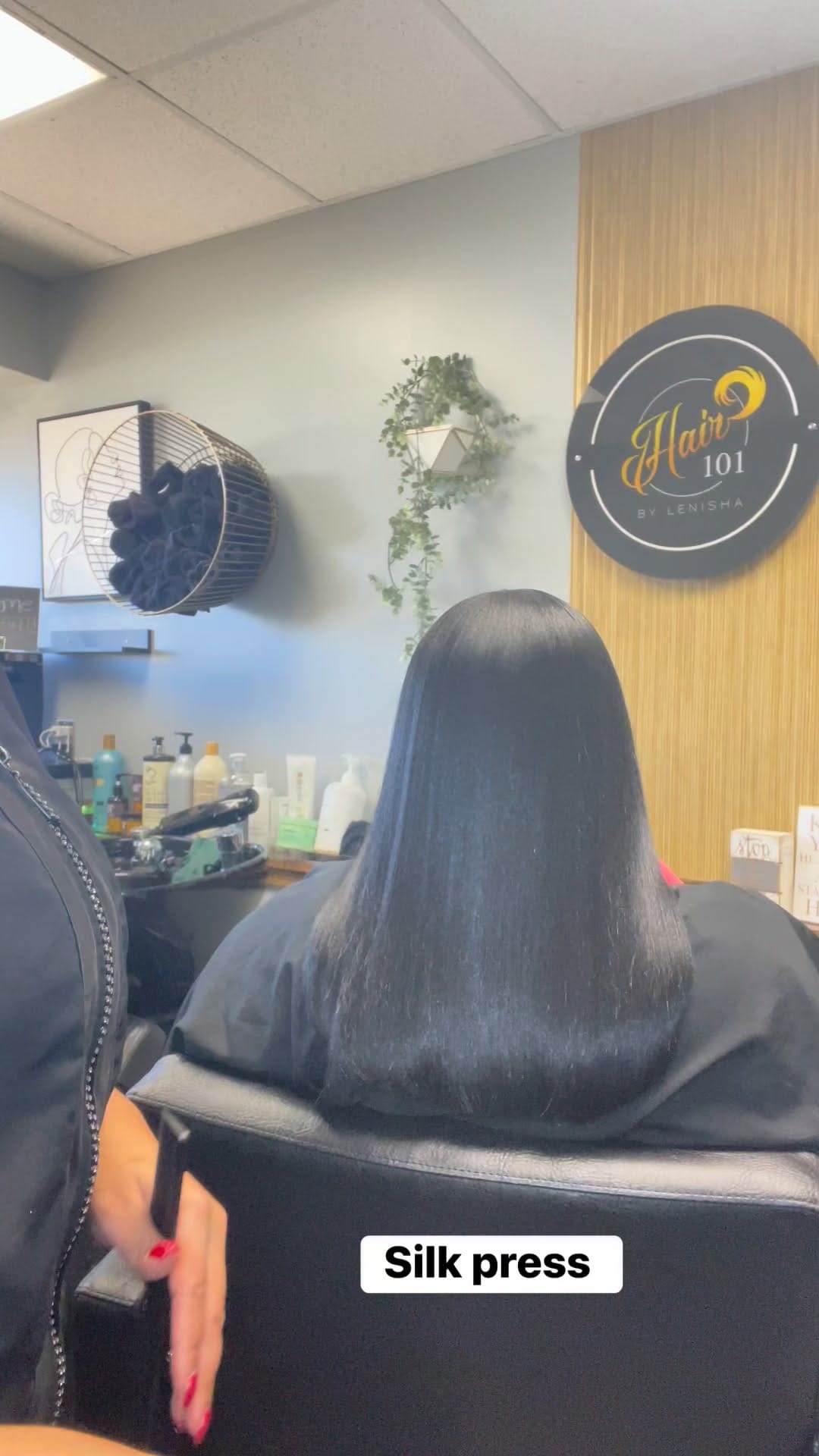 Post 2 by Hair 101 By Lenisha ®️ on Instagram (video)