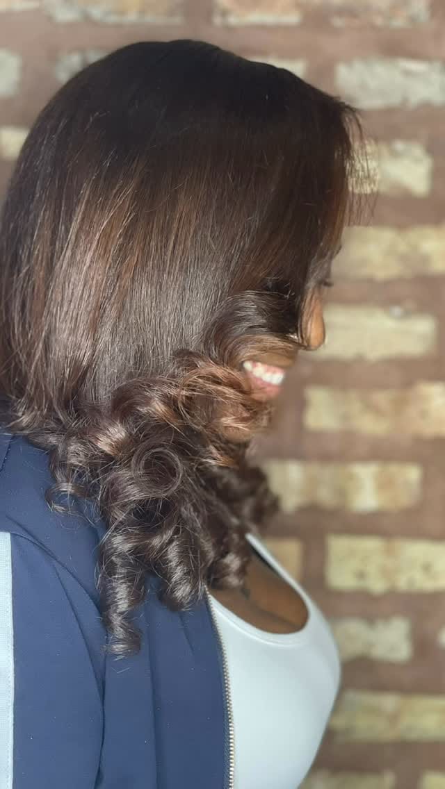 Post 1 by Curl Kitchen Chicago Natural Hair Salon on Instagram (video)