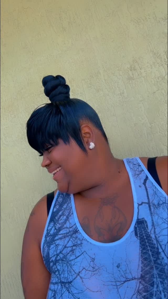 Post 1 by 🦋ѕнєѕℓαуѕѕ🦋 on Instagram (video)