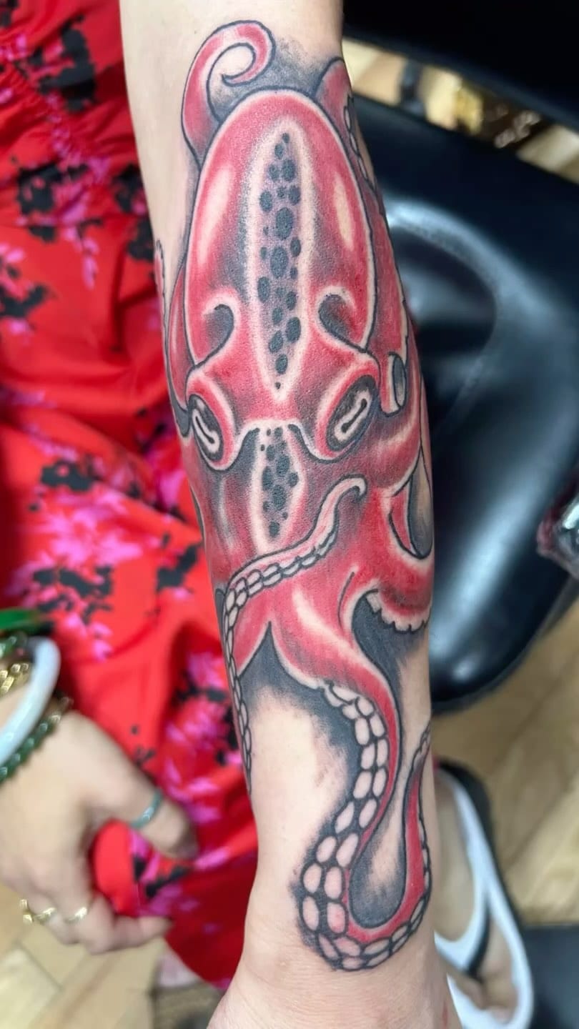 Post 10 by Darren  TheDude Rosa on Instagram (video)