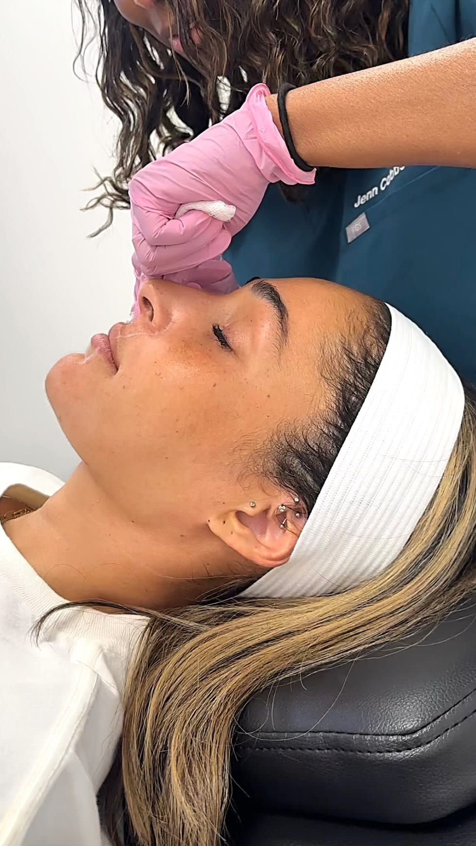 Post 1 by Jenn Cobbs, PA-C | ATL Injector 💉 on Instagram (video)