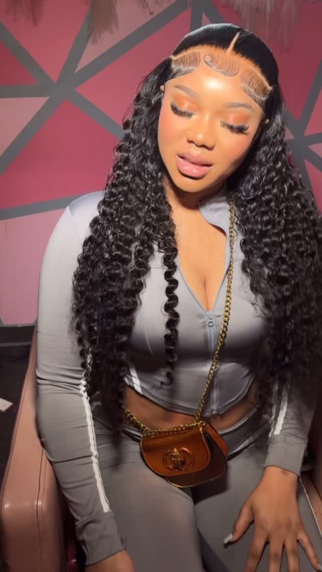 Post 7 by houston hairstylist on Instagram (video)
