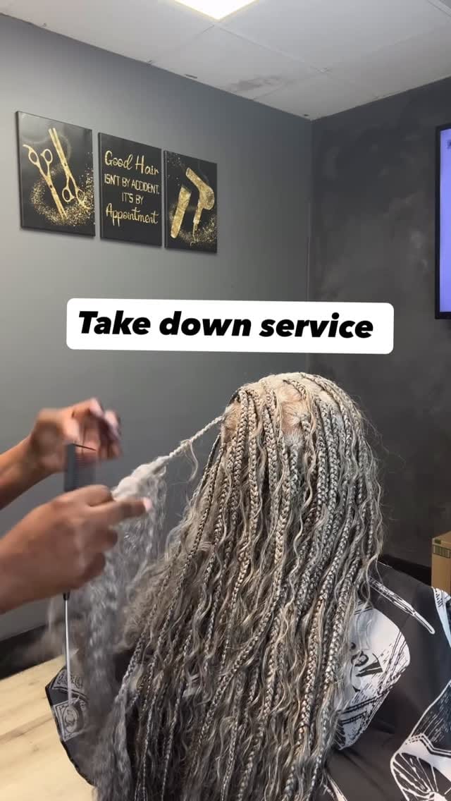 Post 4 by Dee on Instagram (video)