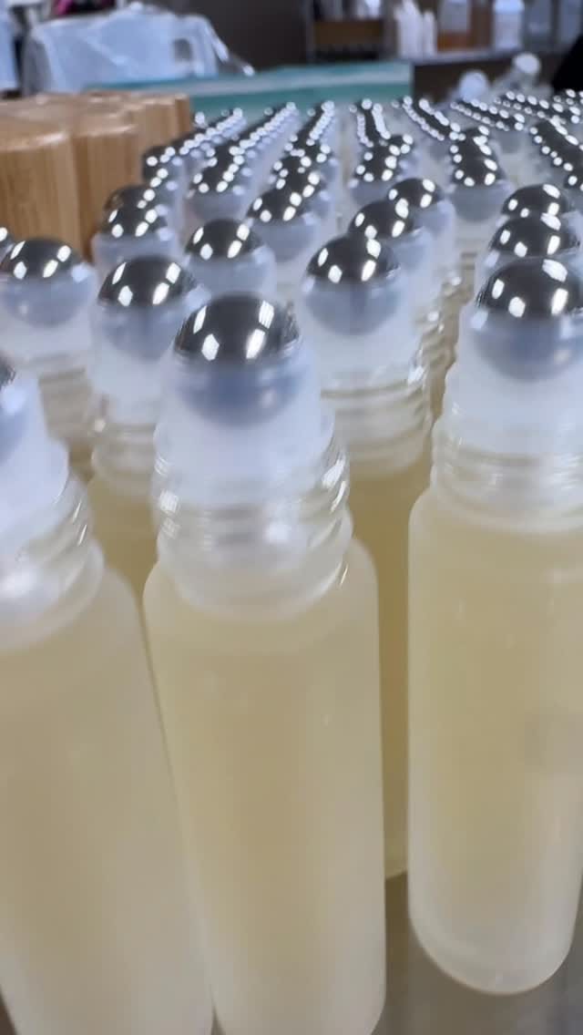 Post 7 by Award-winning small-batch natural skincare on Instagram (video)