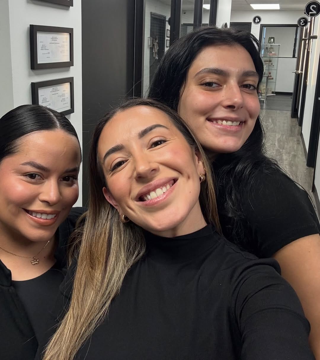 Post 2 by 𝗟𝗔𝗗𝗬 𝗕𝗥𝗢𝗪𝗦 | 𝗣𝗠𝗨 𝗦𝘁𝘂𝗱𝗶𝗼 & 𝗔𝗰𝗮𝗱𝗲𝗺𝘆 on Instagram (carousel)