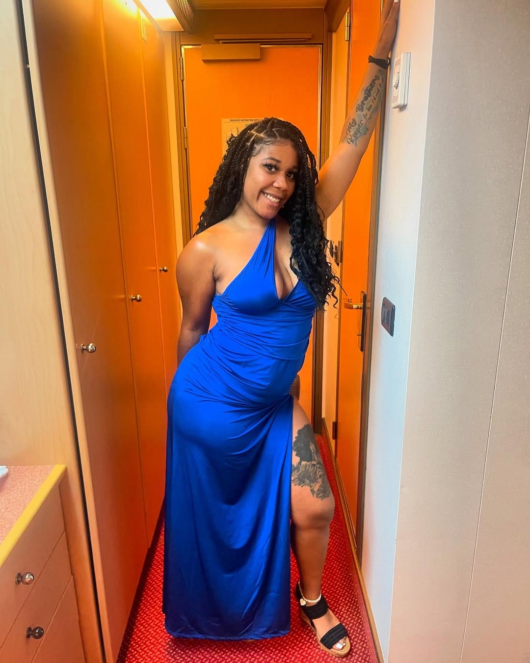 Post 5 by Foreign Mami🇵🇷🇳🇱🇩🇪🇮🇹🇭🇹 on Instagram (image)