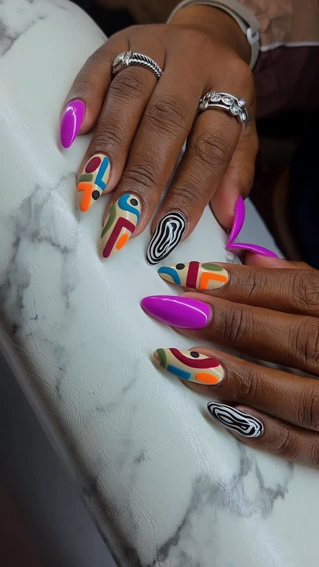 Post 9 by NailzbyTori on Instagram (video)