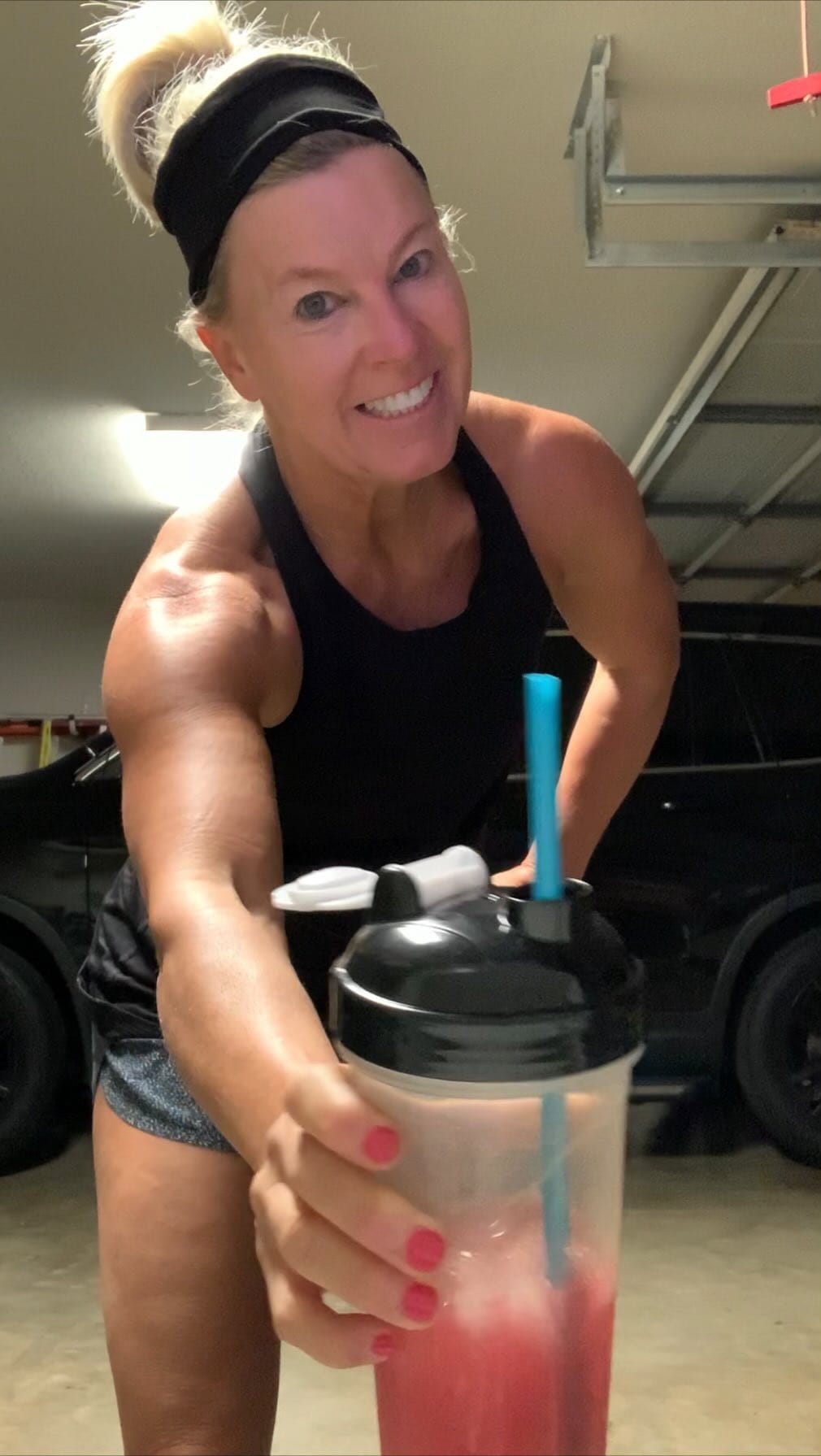 Post 10 by Karol Kolm Mayer on Instagram (video)