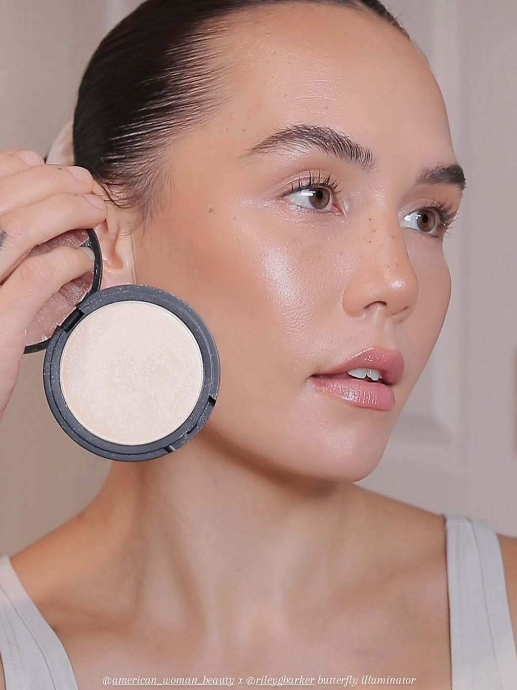 Post 10 by American Woman Beauty™️ 💋 on Instagram (carousel)