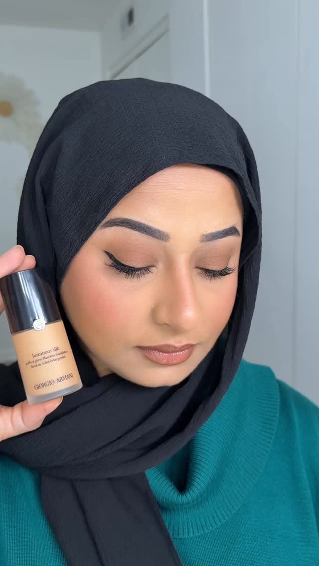 Post 10 by Anhar | MAKEUP & BEAUTY on Instagram (video)