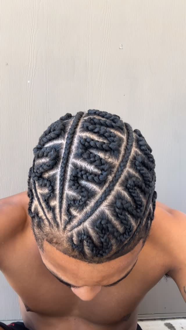 Post 5 by 2146417255 on Instagram (video)