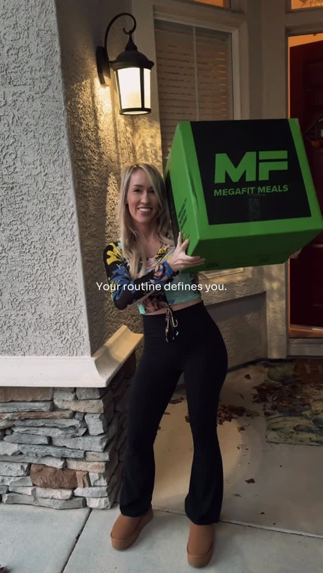 Post 1 by 𝙰𝚗𝚐𝚎𝚕𝚒𝚚𝚞𝚎 𝙷𝚒𝚕𝚖𝚎𝚜 ♥ on Instagram (video)