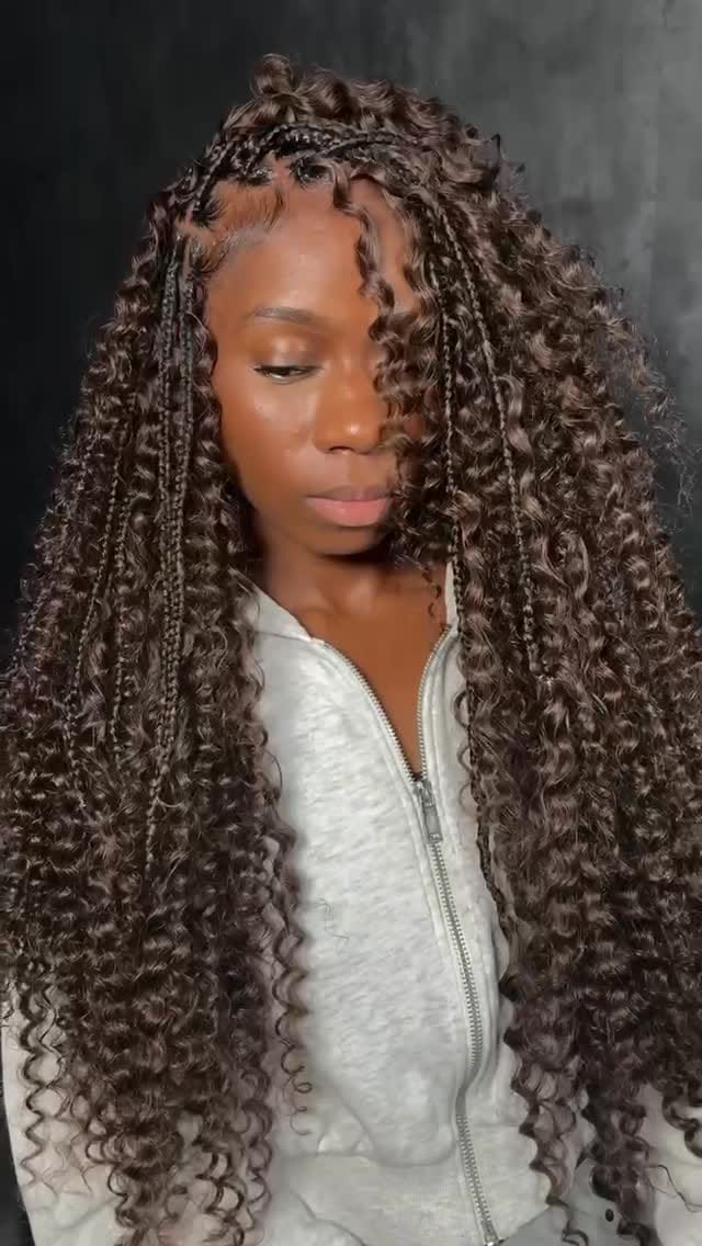 Post 1 by COILZ | ATL BOHO BRAIDERS on Instagram (video)
