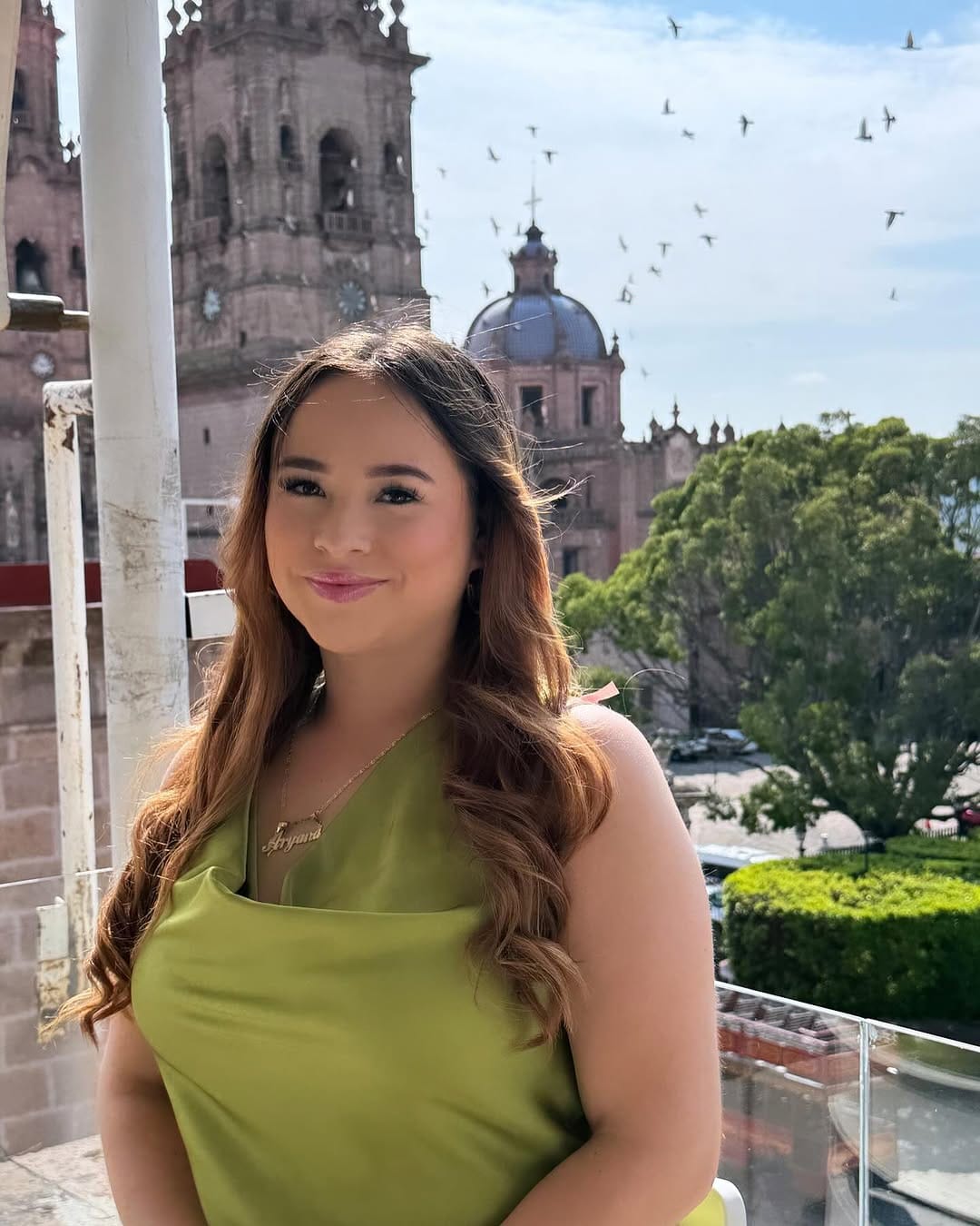 Post 8 by Aryana Heredia🌹 on Instagram (carousel)