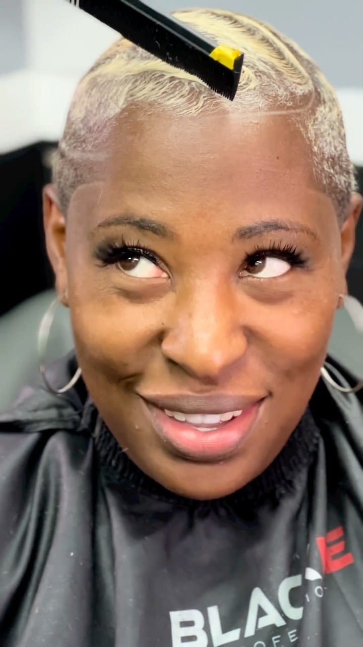 Post 10 by ✨G DA BARBER✨JACKSONVILLE 💈 FL #DUVAL on Instagram (video)