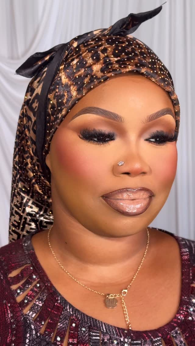 Post 8 by TrendyMakeovers COLUMBUS PRO MUA on Instagram (video)