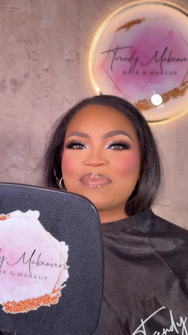 Post 1 by TrendyMakeovers COLUMBUS PRO MUA on Instagram (video)