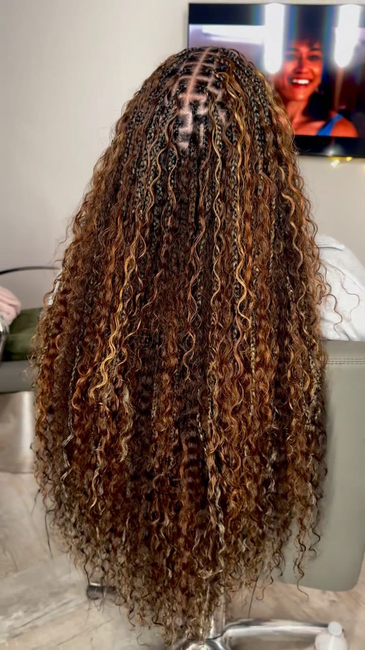 Post 8 by Serenity Hair Studio on Instagram (video)