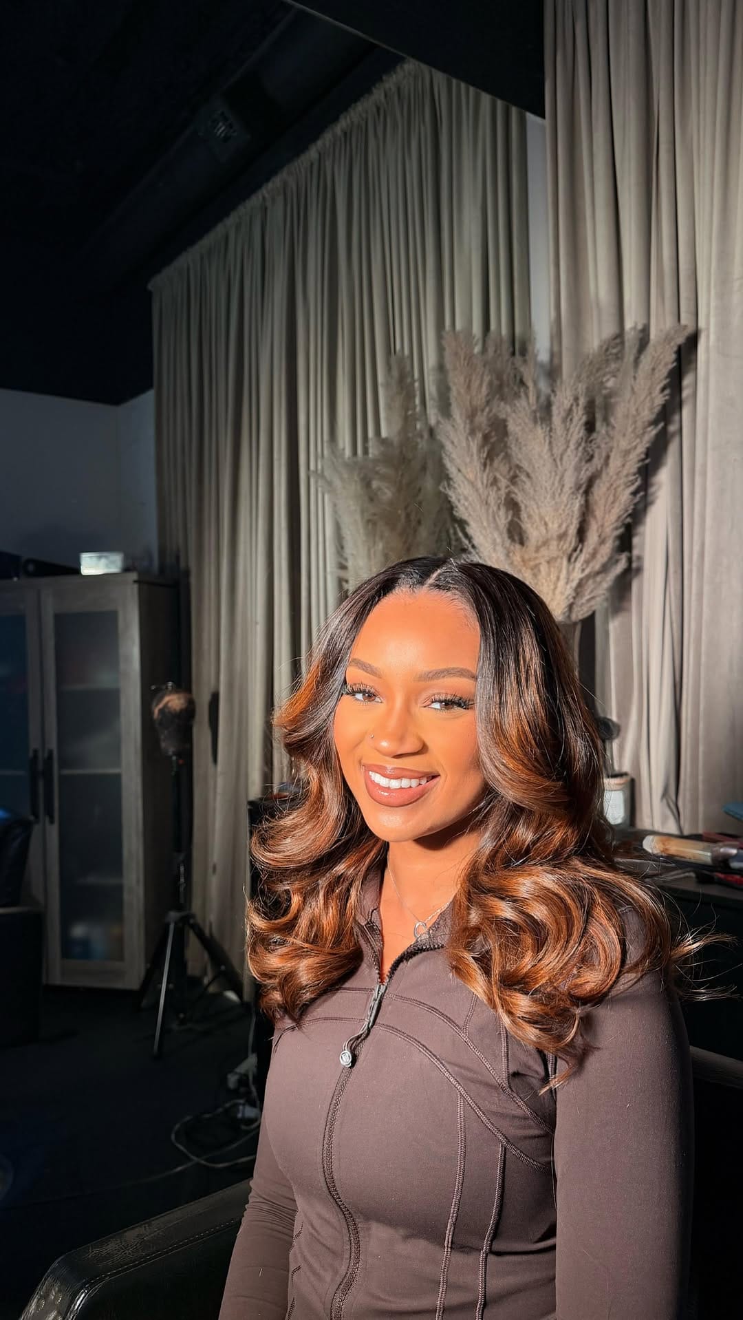 Post 3 by VonnWilliamsHair on Instagram (video)