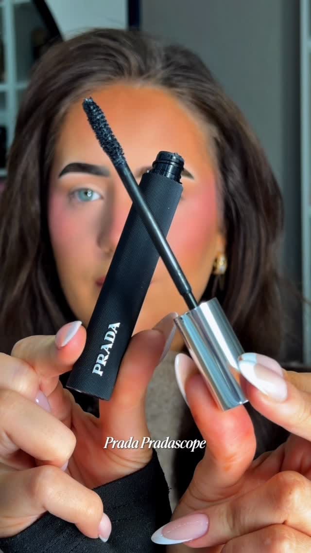Post 7 by H E A T H E R | B E L L on Instagram (video)