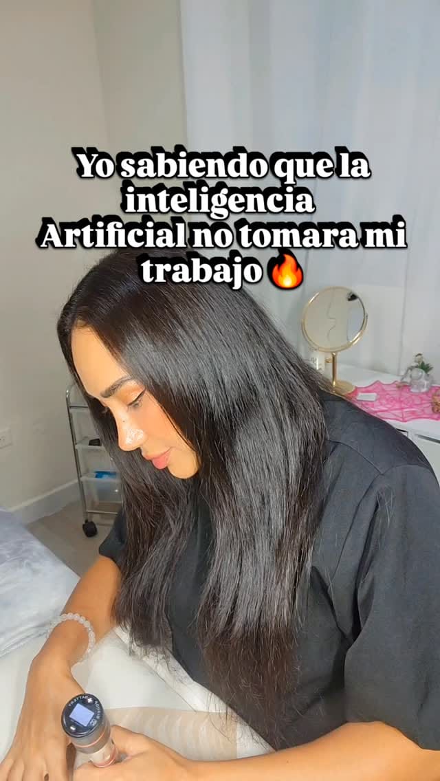 Post 5 by “GIGI MEDINA” MICROBLADING, FIBROBLAST & ACADEMY on Instagram (video)