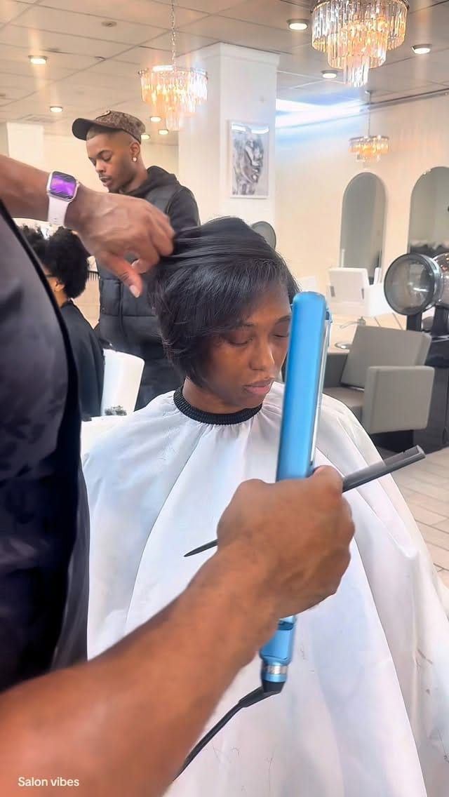Post 1 by Deux Trois Salon & Spa on Instagram (video)