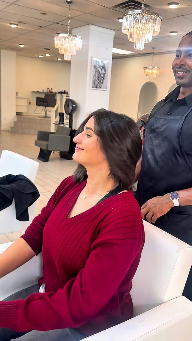 Post 8 by Deux Trois Salon & Spa on Instagram (video)