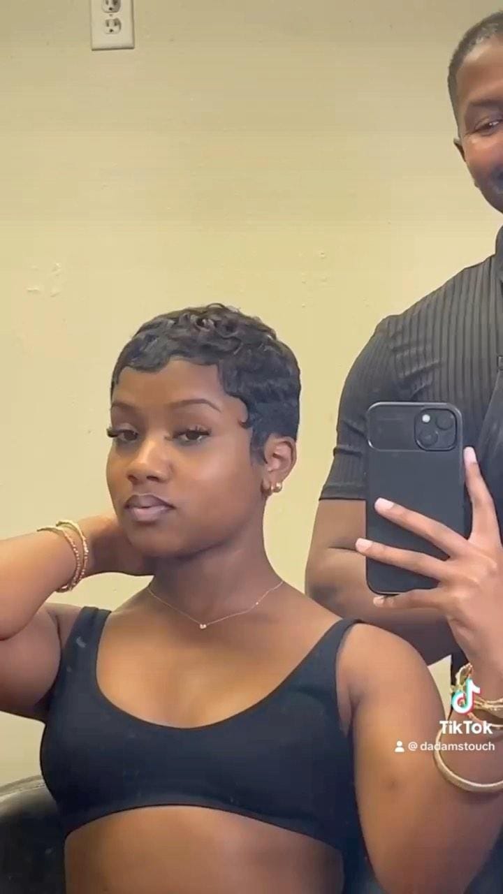 Post 10 by Deux Trois Salon & Spa on Instagram (video)