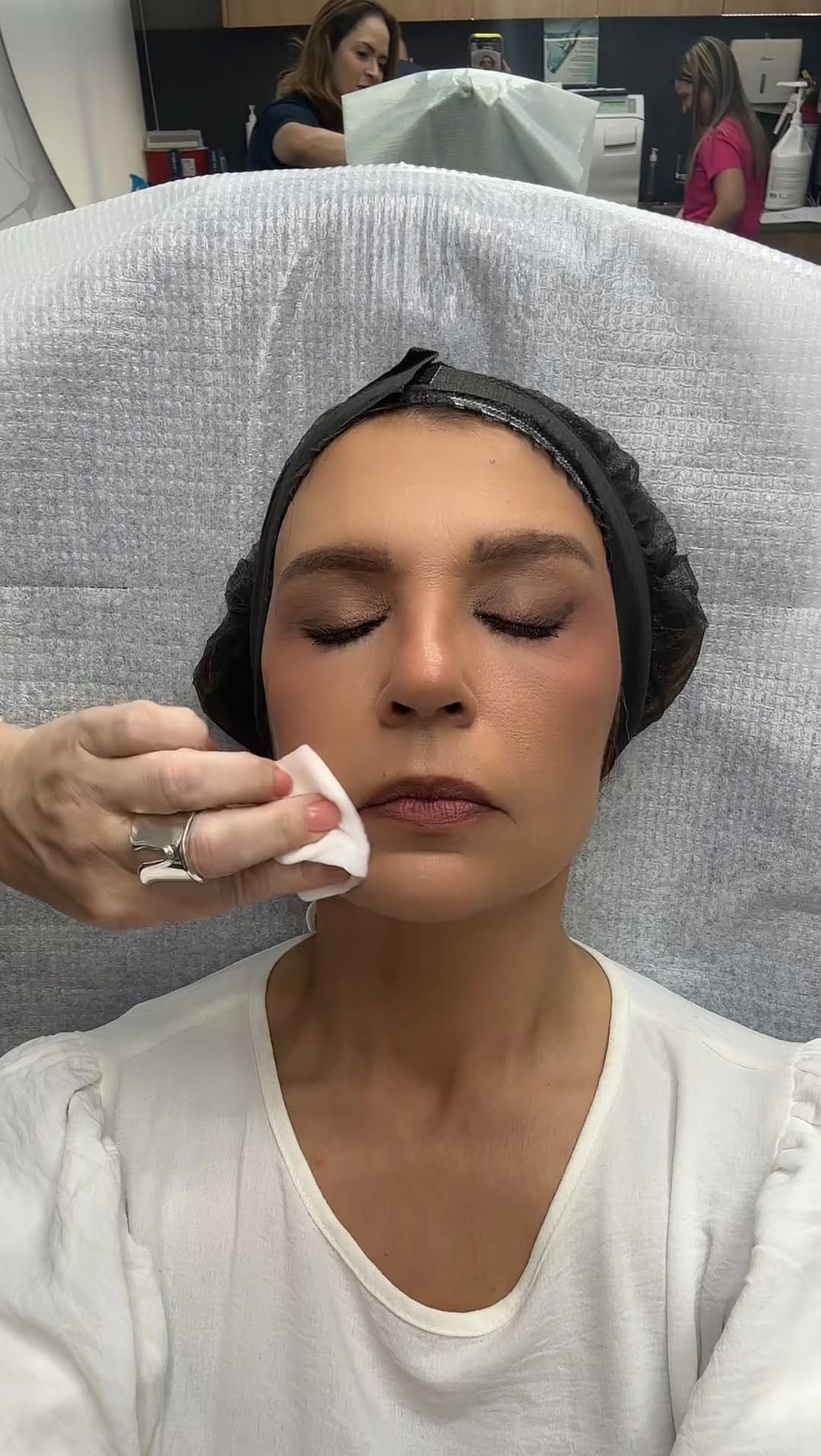 Post 5 by Dr. Ariel Rosado Rosa on Instagram (video)