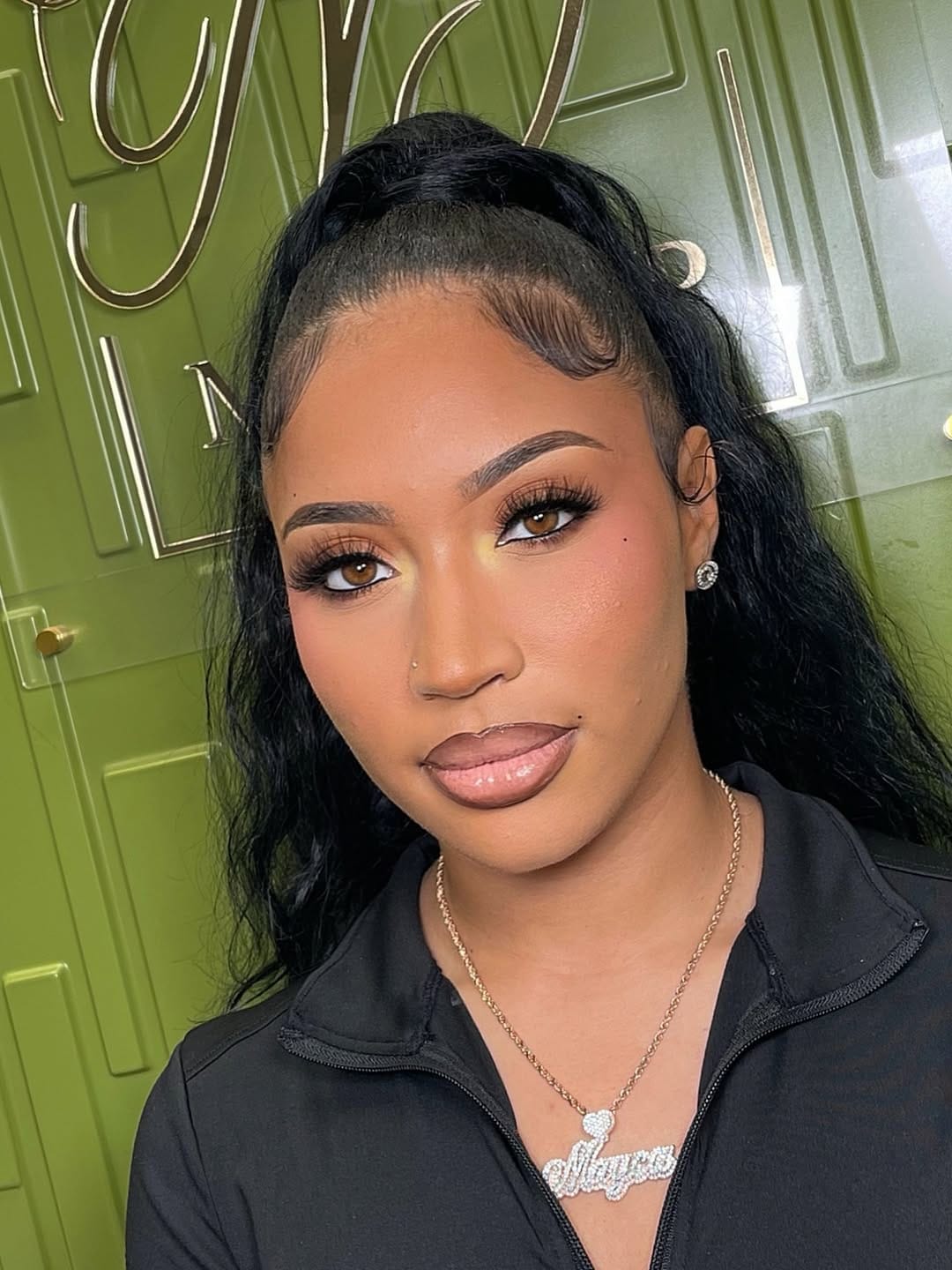 Post 5 by NaturalFaced Artistry 🖌 on Instagram (image)