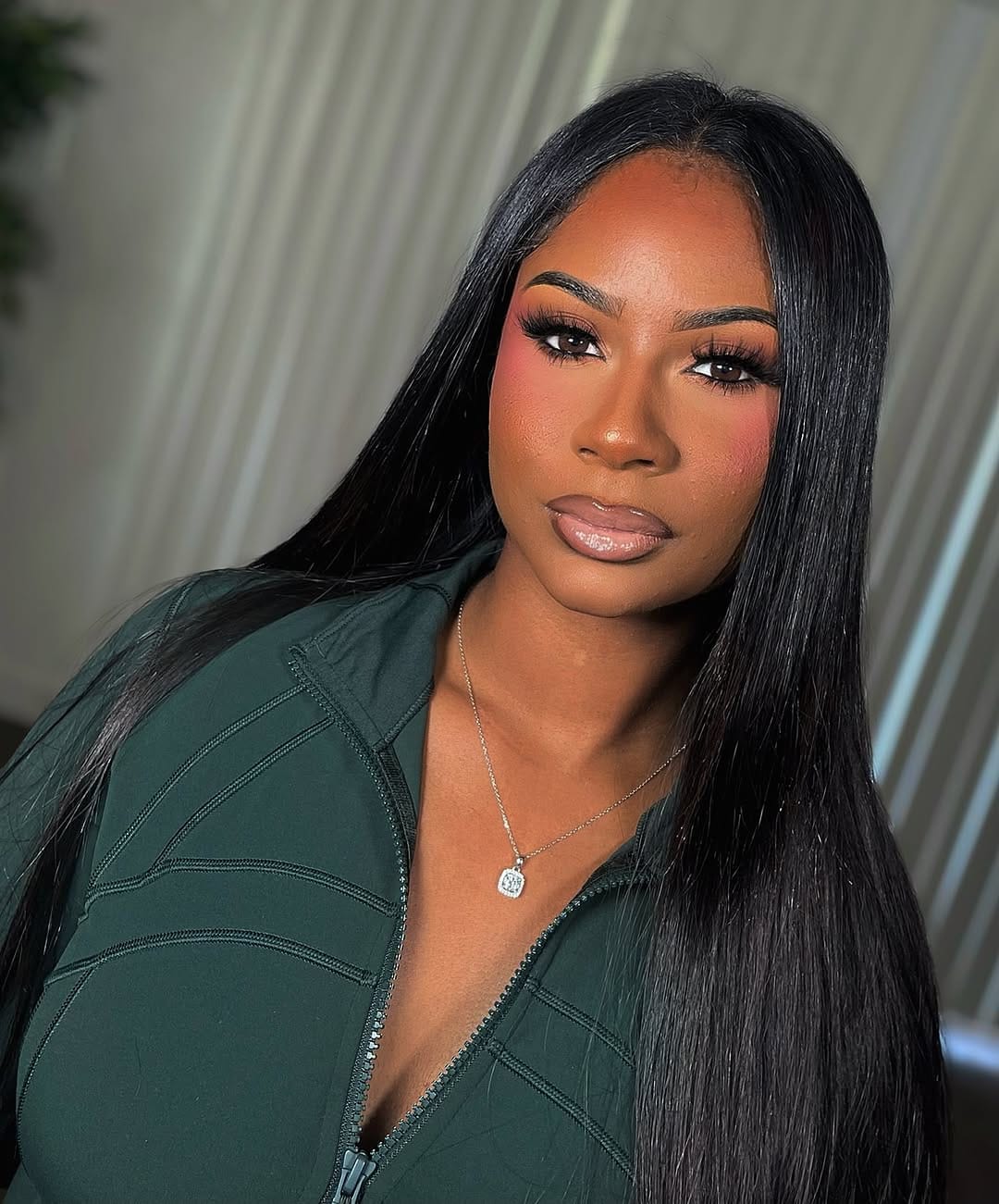 Post 7 by NaturalFaced Artistry 🖌 on Instagram (image)